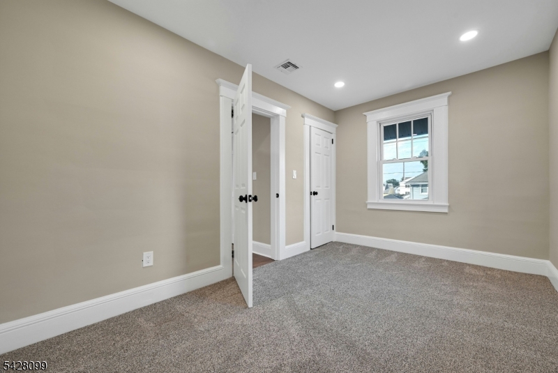 25 Marinus St Property Photo 13