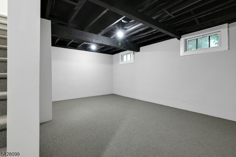 25 Marinus St Property Photo 15