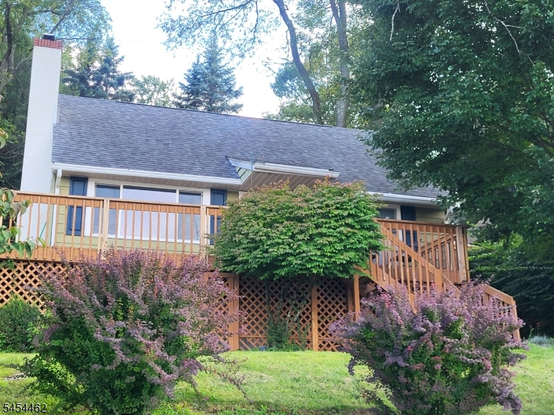 69 Birch Pkwy Property Photo 1