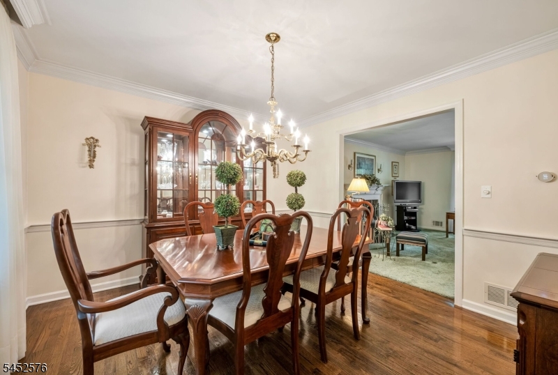 8 Knollwood Drive Property Photo 10