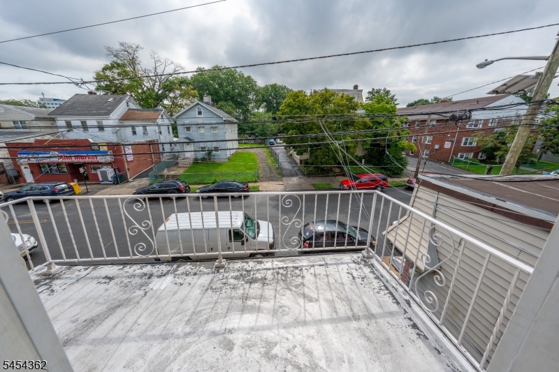 313 Washington Ave Property Photo 20