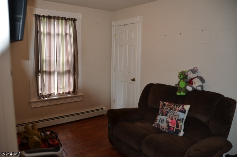 92 Newton Ave Property Photo 20