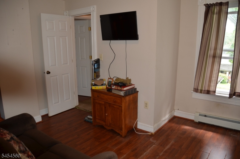 92 Newton Ave Property Photo 21