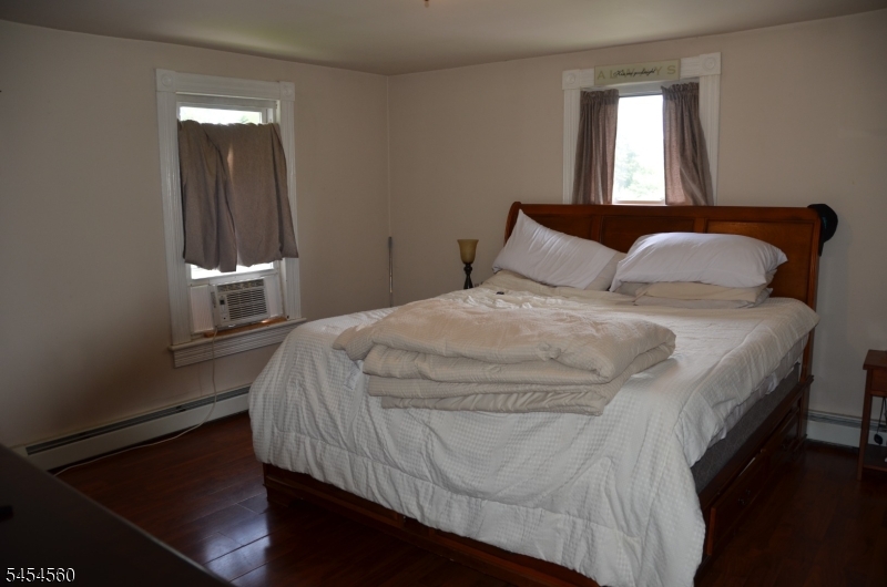 92 Newton Ave Property Photo 22
