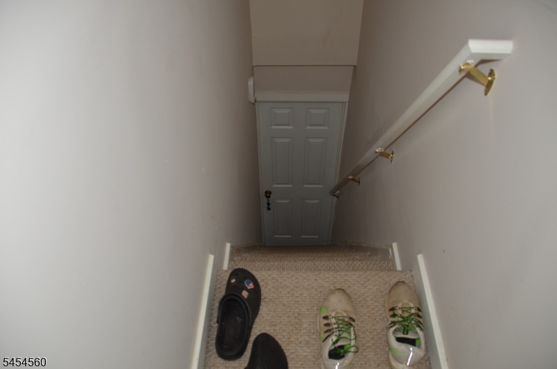 92 Newton Ave Property Photo 23