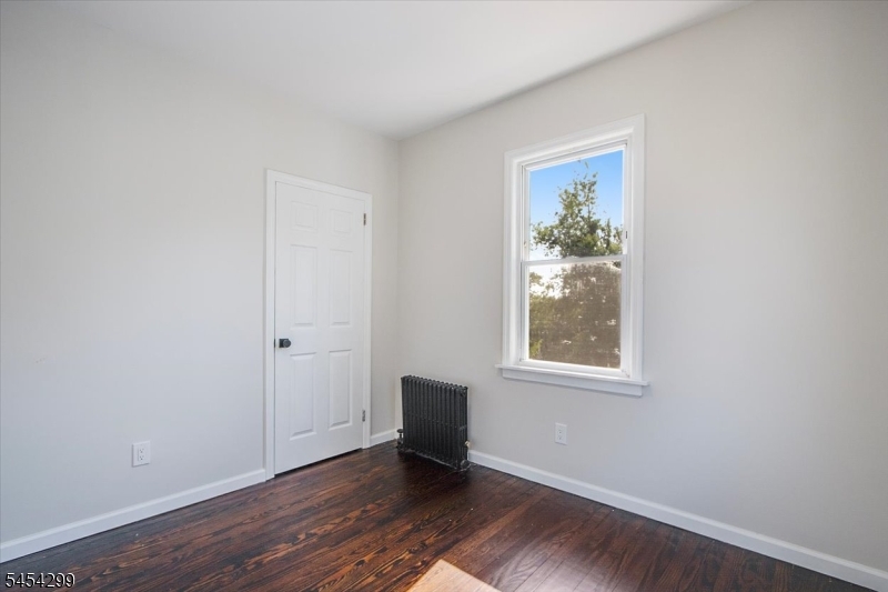 108 Hillside Ter Property Photo 20