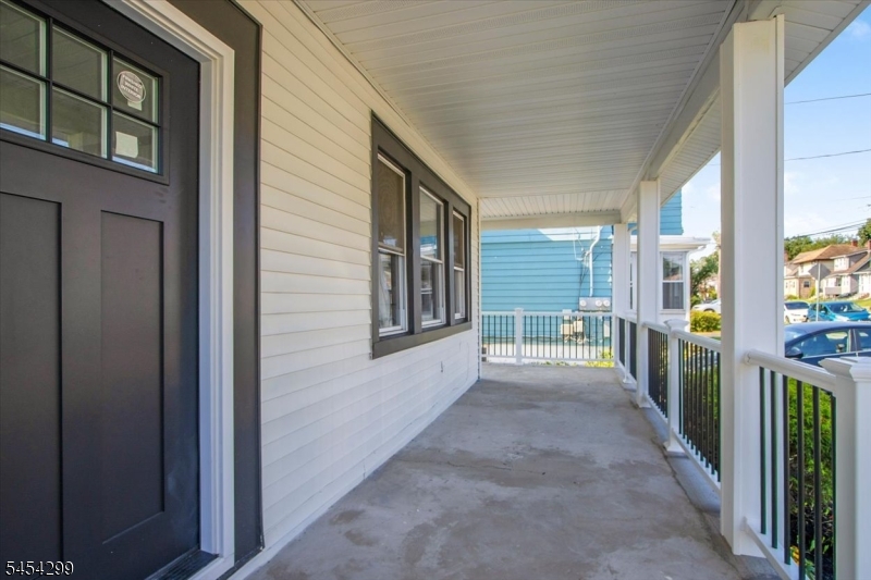 108 Hillside Ter Property Photo 28