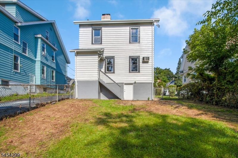 108 Hillside Ter Property Photo 29