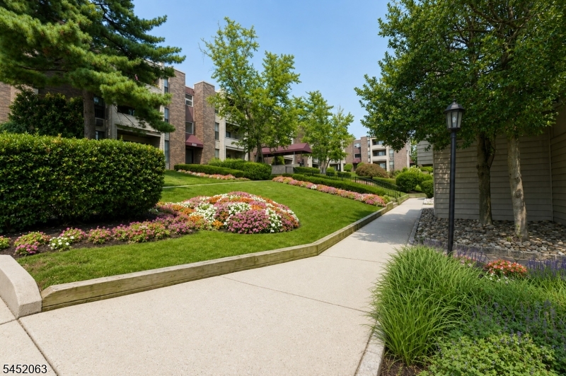833 Main Unit E E Property Photo 2