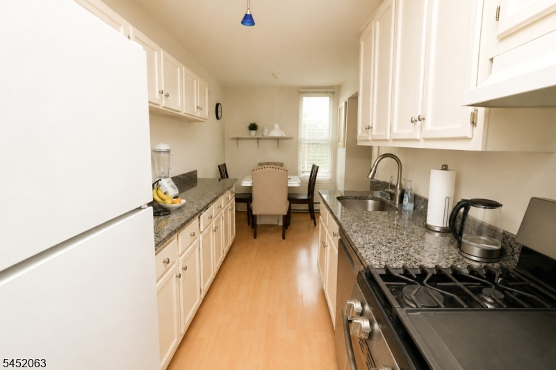 833 Main Unit E E Property Photo 5