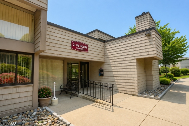 833 Main Unit E E Property Photo 13