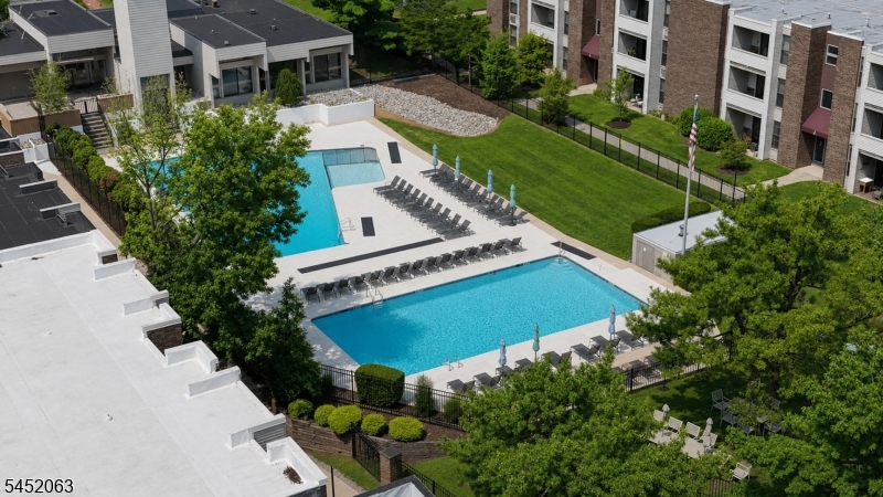 833 Main Unit E E Property Photo 17