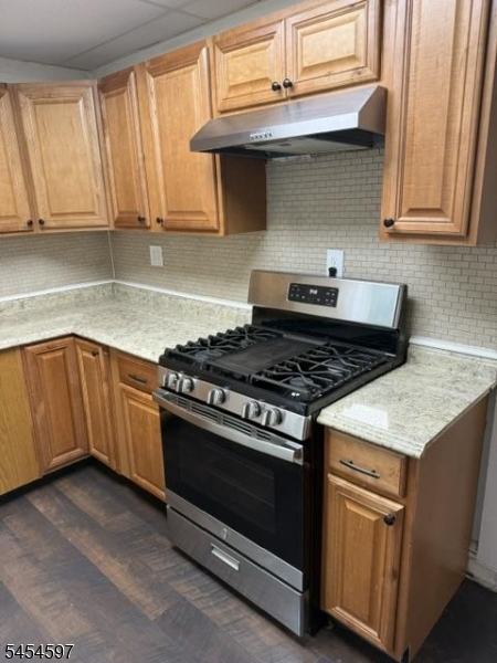 27 Morris Street Unit 3 3 Property Photo 8