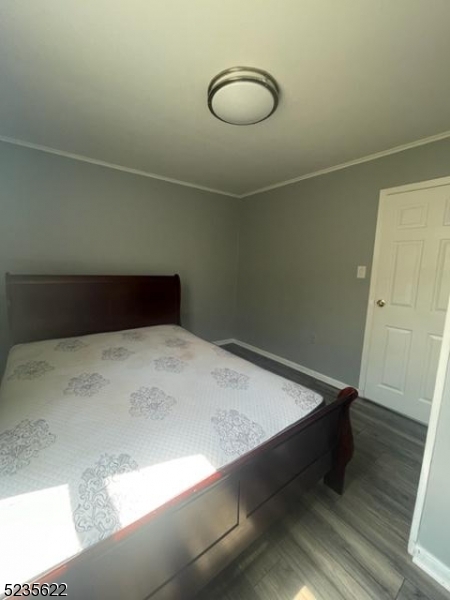140 Hoyt St 2 Property Photo 8