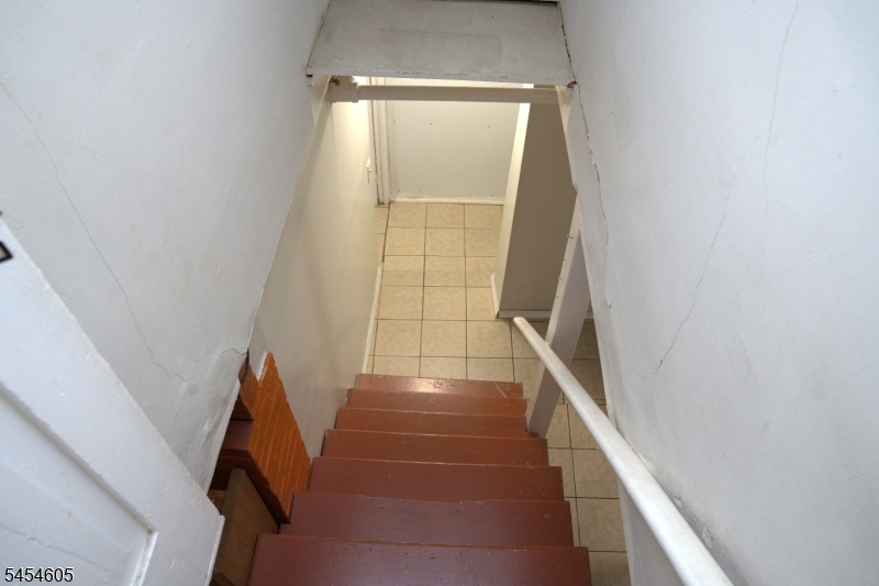 292 Governor St Property Photo 7