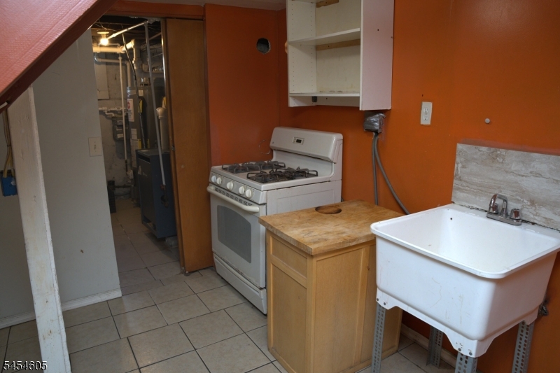 292 Governor St Property Photo 10