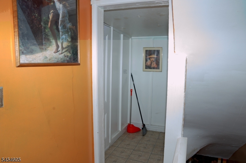 292 Governor St Property Photo 14