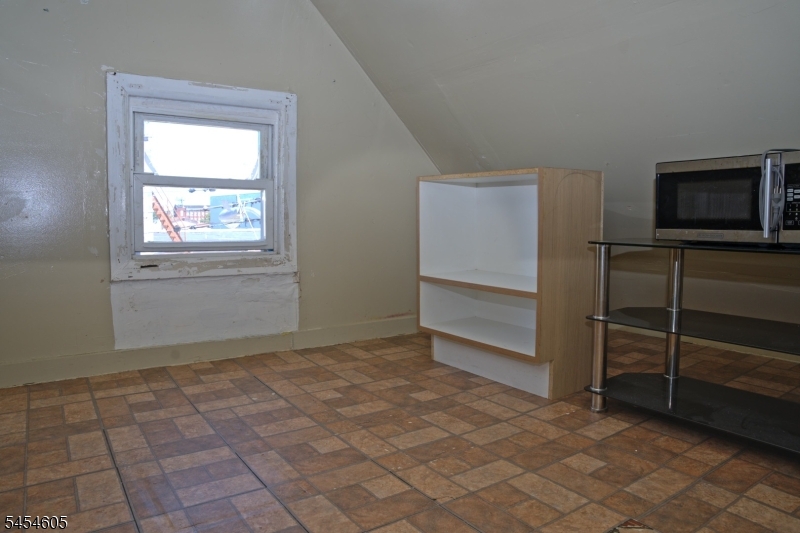 292 Governor St Property Photo 20