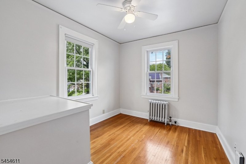 22 Elm St Property Photo 17