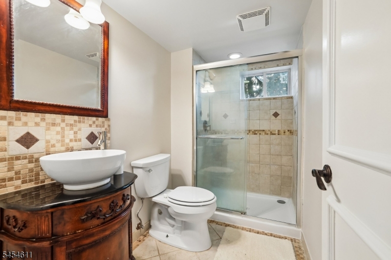 22 Elm St Property Photo 22