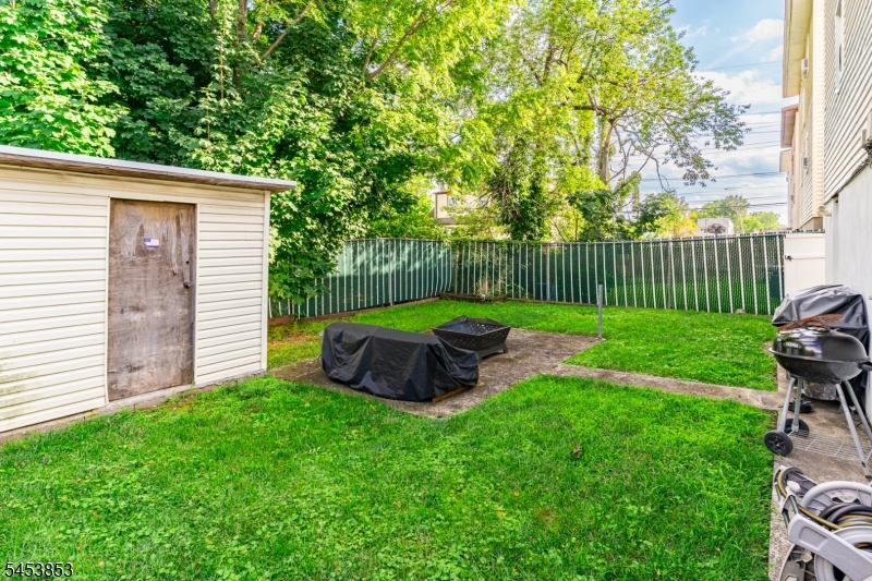 1114 Middlesex St Property Photo 40