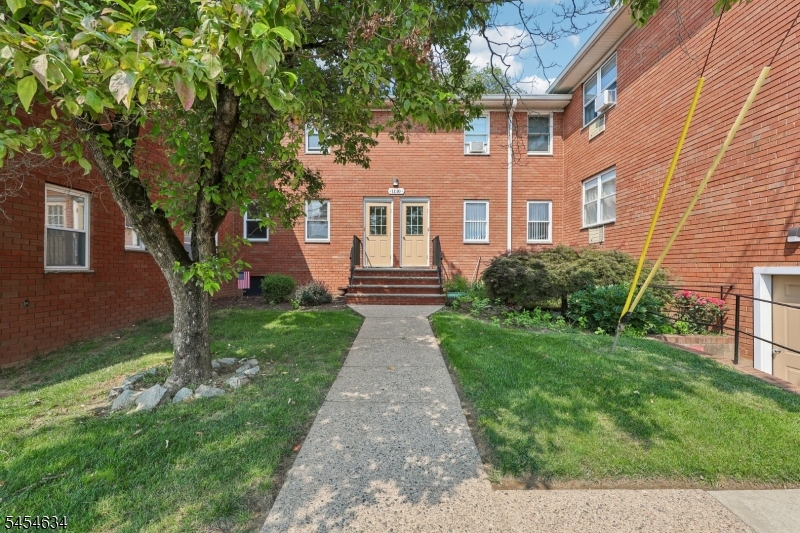 1130 Valley Rd 1b Property Photo 15