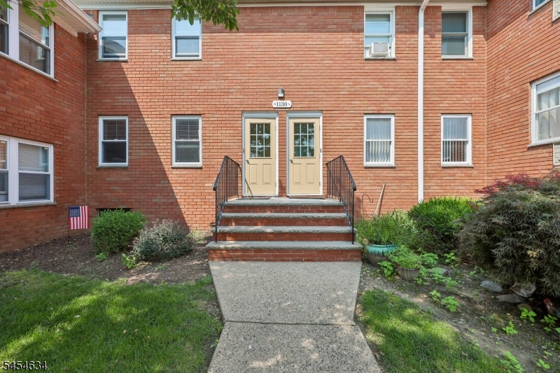 1130 Valley Rd 1b Property Photo 16