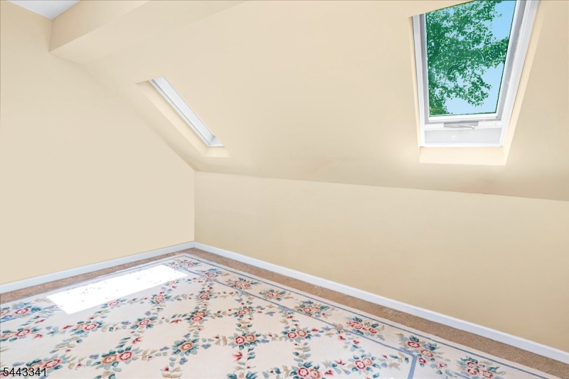 3 Nottingham Ct Property Photo 28