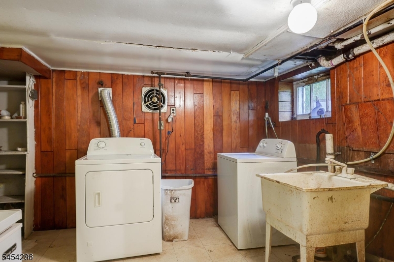 2106 Kay Ave Property Photo 28