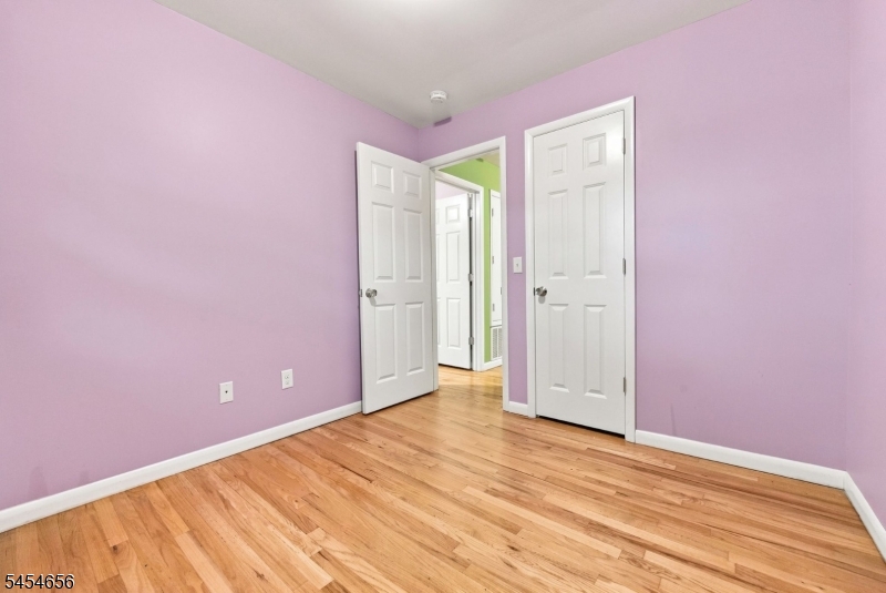 1315 Irving St Property Photo 13