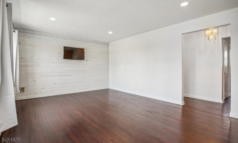 604 Chestnut St G Property Photo 3
