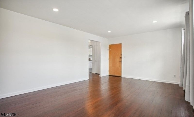 604 Chestnut St G Property Photo 5