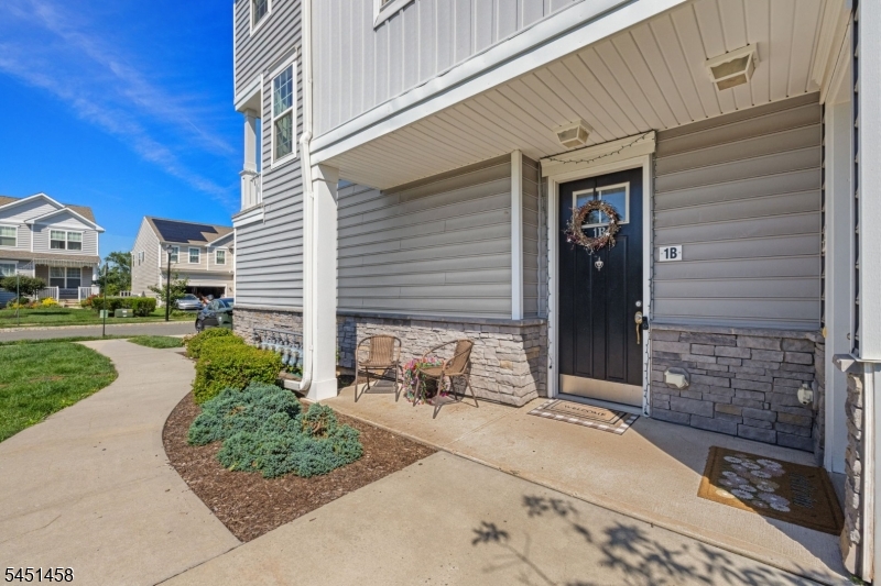 1 Passe Ct Property Photo 2