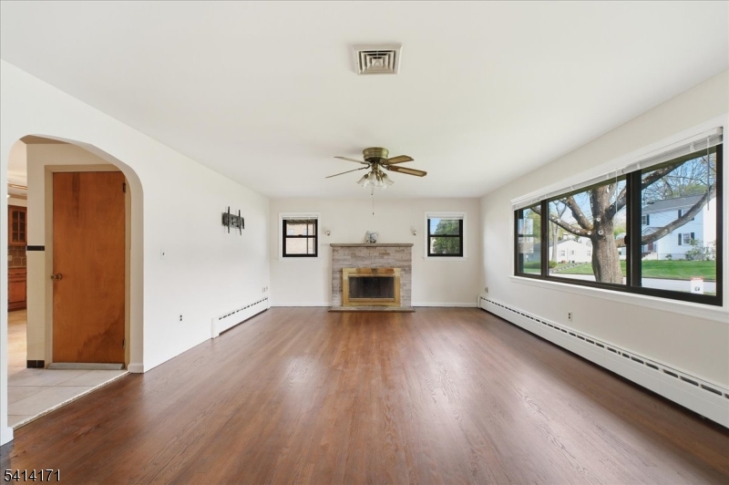96 Wiltop Rd Property Photo 4