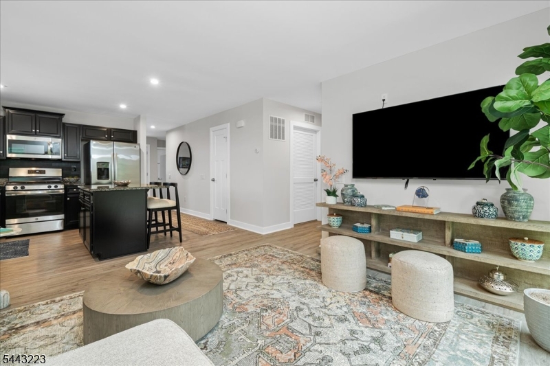 49 Coventry Rd Property Photo 17