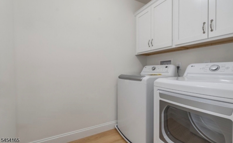 101 Hodge Road Property Photo 12