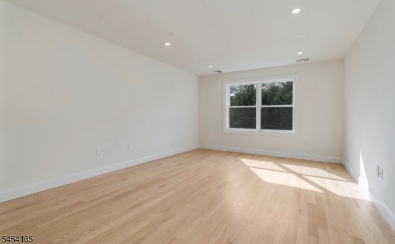 101 Hodge Road Property Photo 14