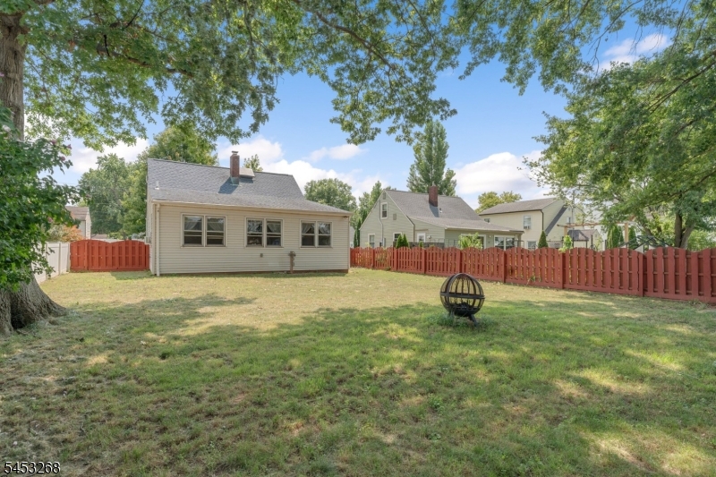 127 N Clark Ave Property Photo 26