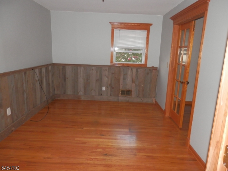 331 Boxwood Ct Property Photo 8
