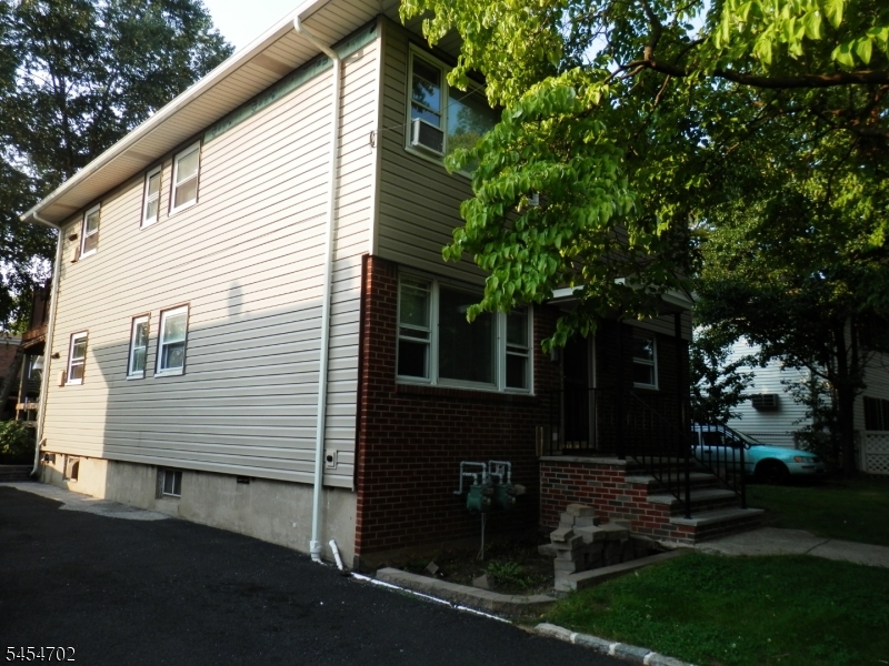 331 Boxwood Ct Property Photo 13