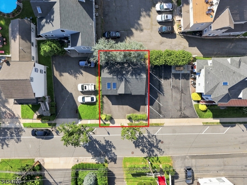 5 Budd St Property Photo 13