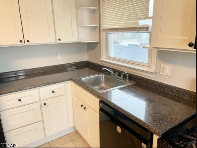 1411 Hussa St 2 Property Photo 4