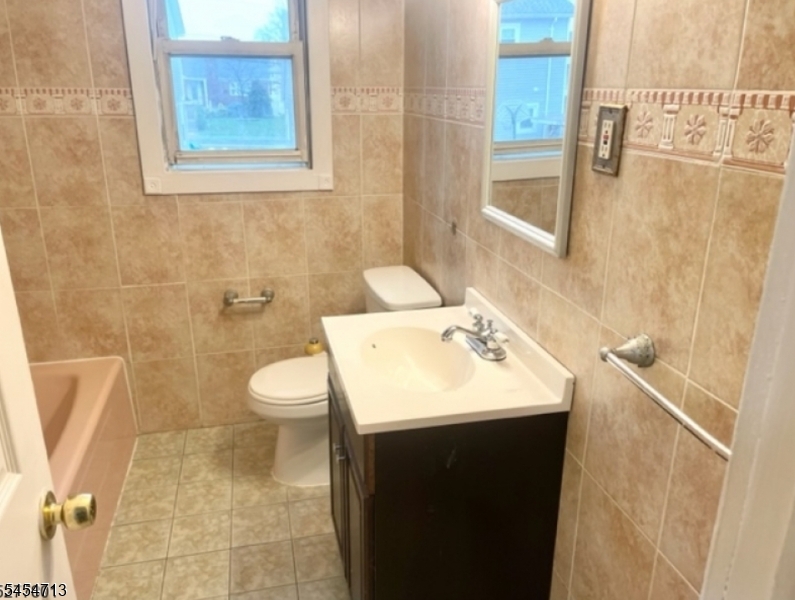 1411 Hussa St 2 Property Photo 7