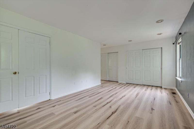 503 Timber Oaks Rd Property Photo 23