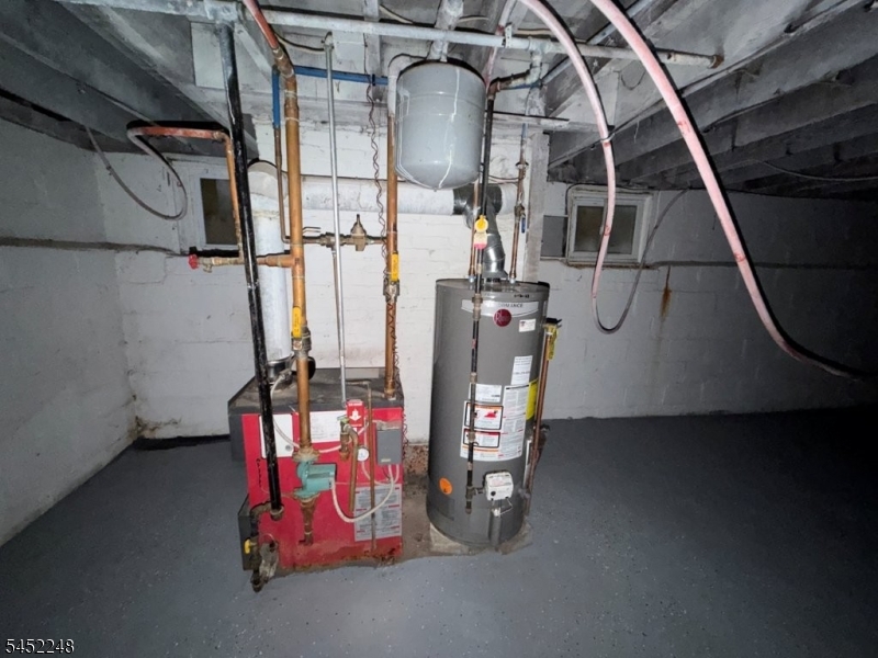 13 Linwood Pl Property Photo 8
