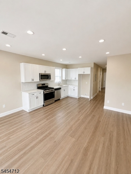 923 Kenneth Ave Property Photo 1