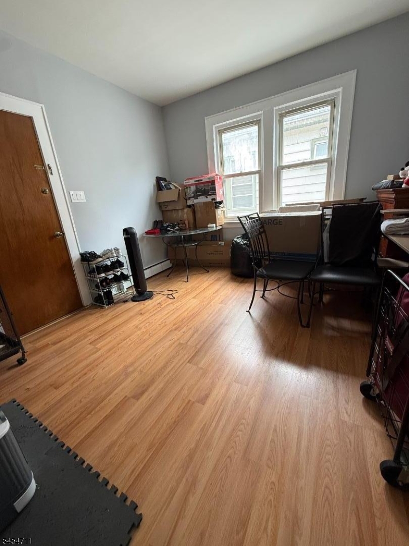 1028 Sheridan Ave Property Photo 5