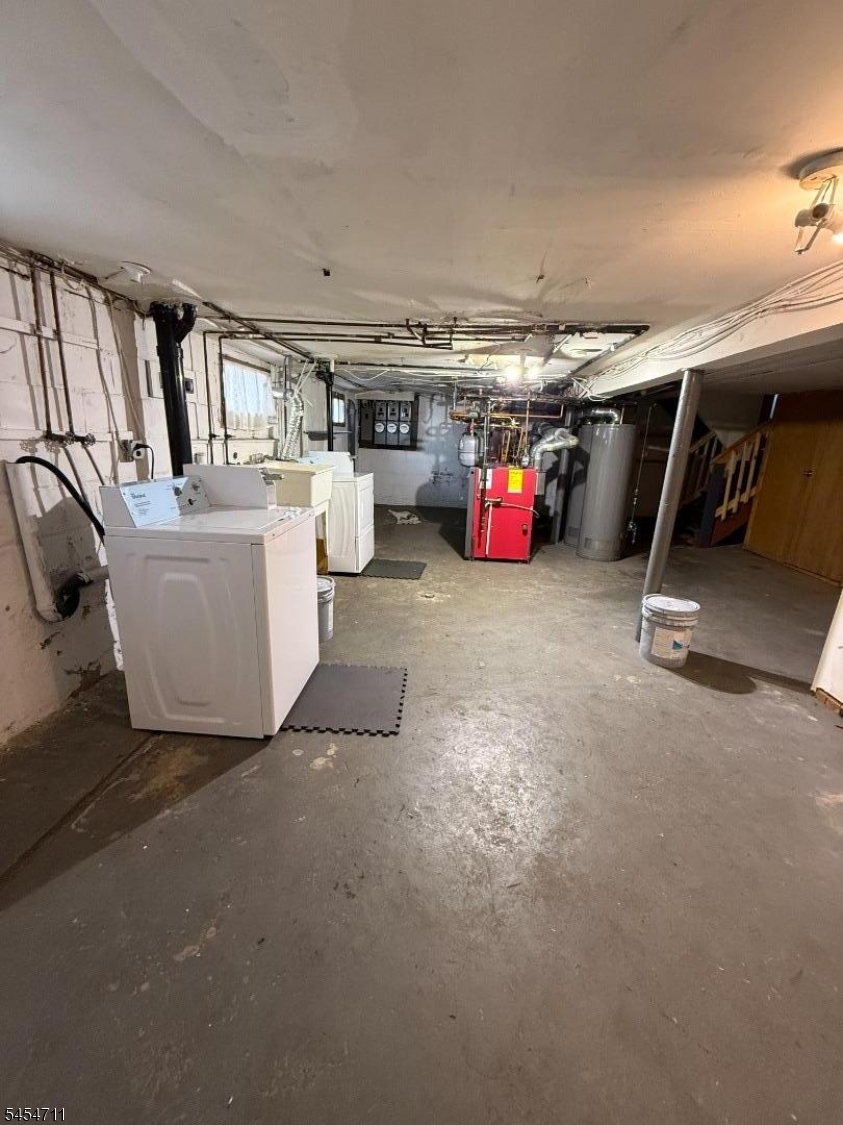 1028 Sheridan Ave Property Photo 8