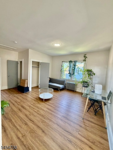 136 Hobson St Property Photo 4