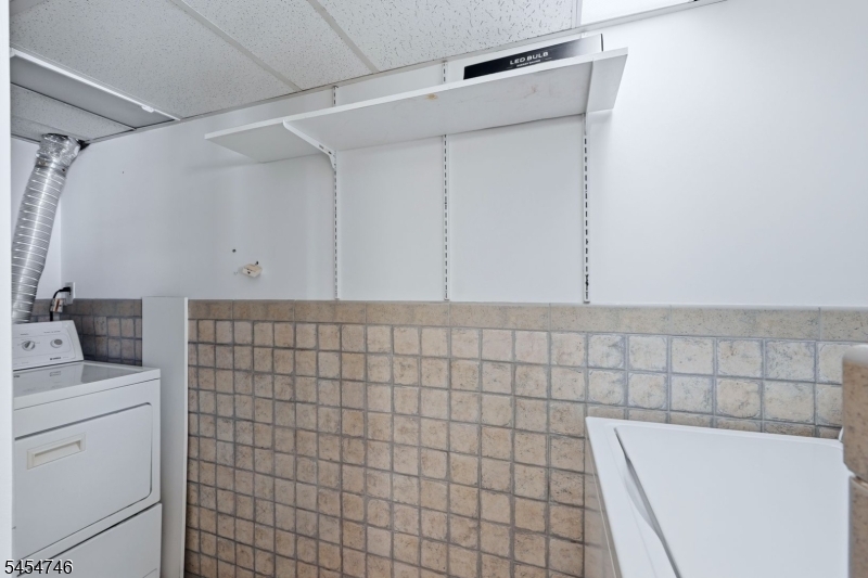 177 Truman Ter Property Photo 29